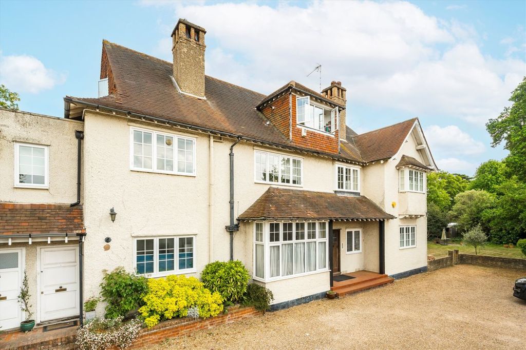 Property photo 1 of 5