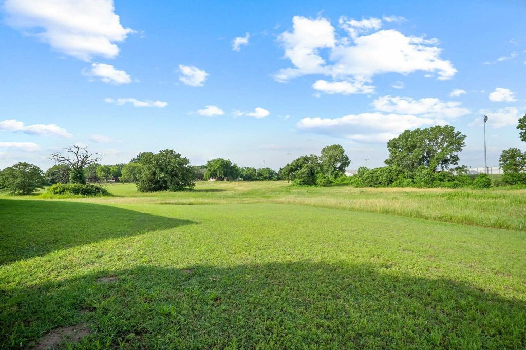 Property photo 3 of 11 <Alttext/>