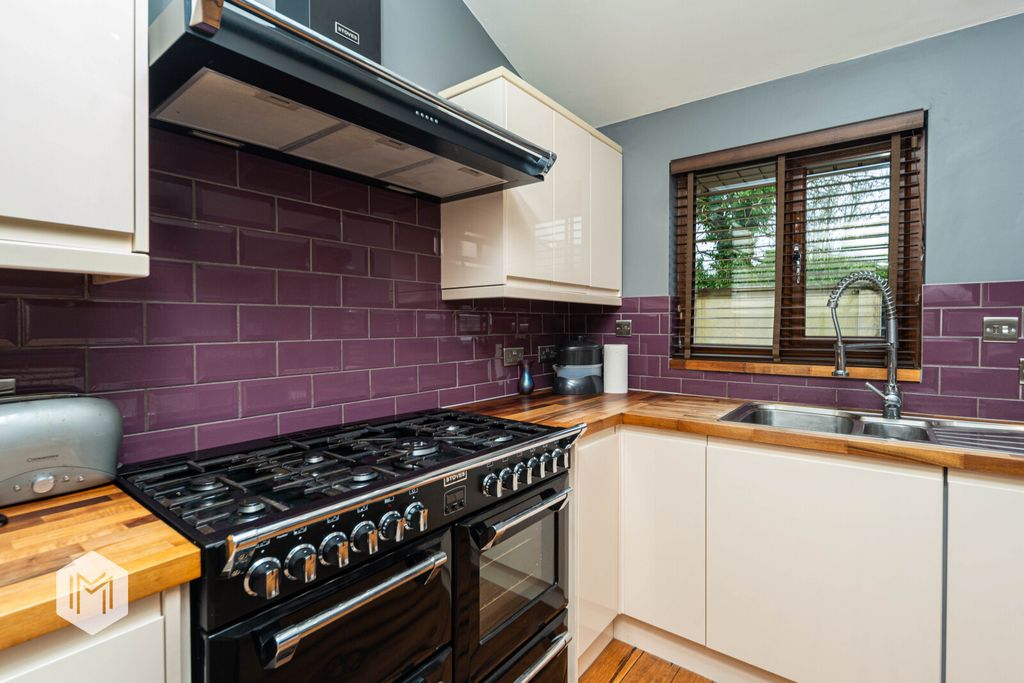 Property photo 3 of 21 Picture No. 04