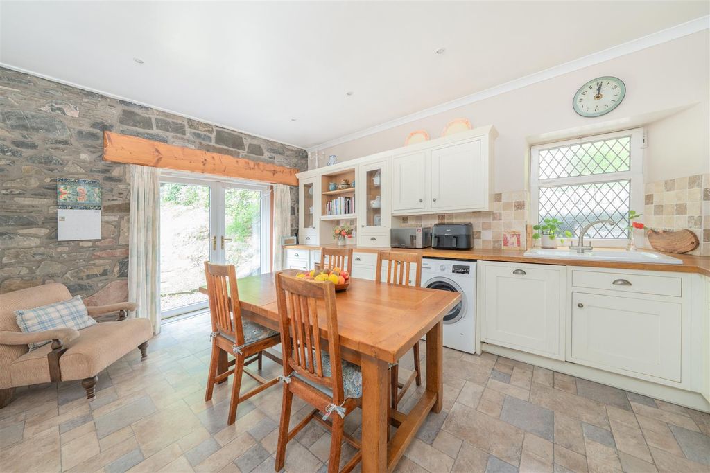 Property photo 3 of 33 The_Coach_House-08.Jpg