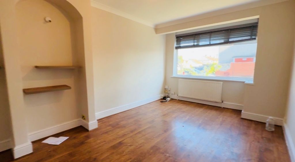 Property photo 3 of 13 Photo 13