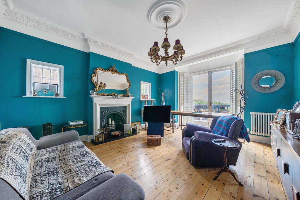 Property photo 2 of 26 1457121-14-6A073B...