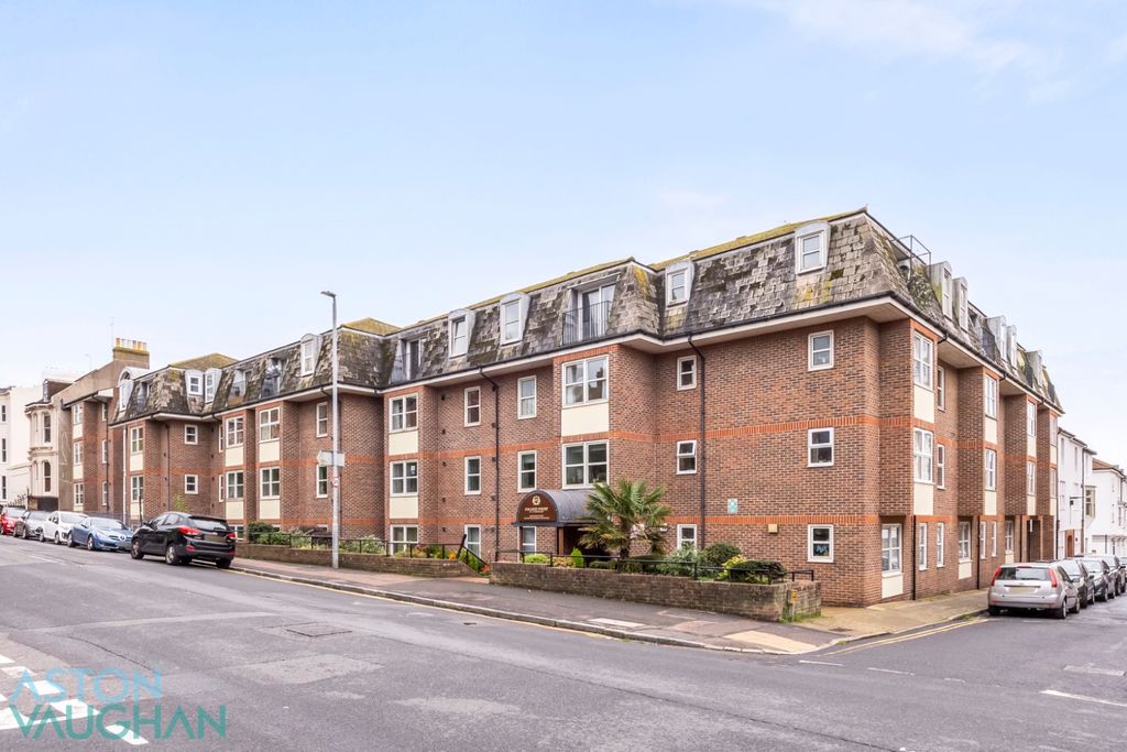 Property photo 1 of 23 5690783