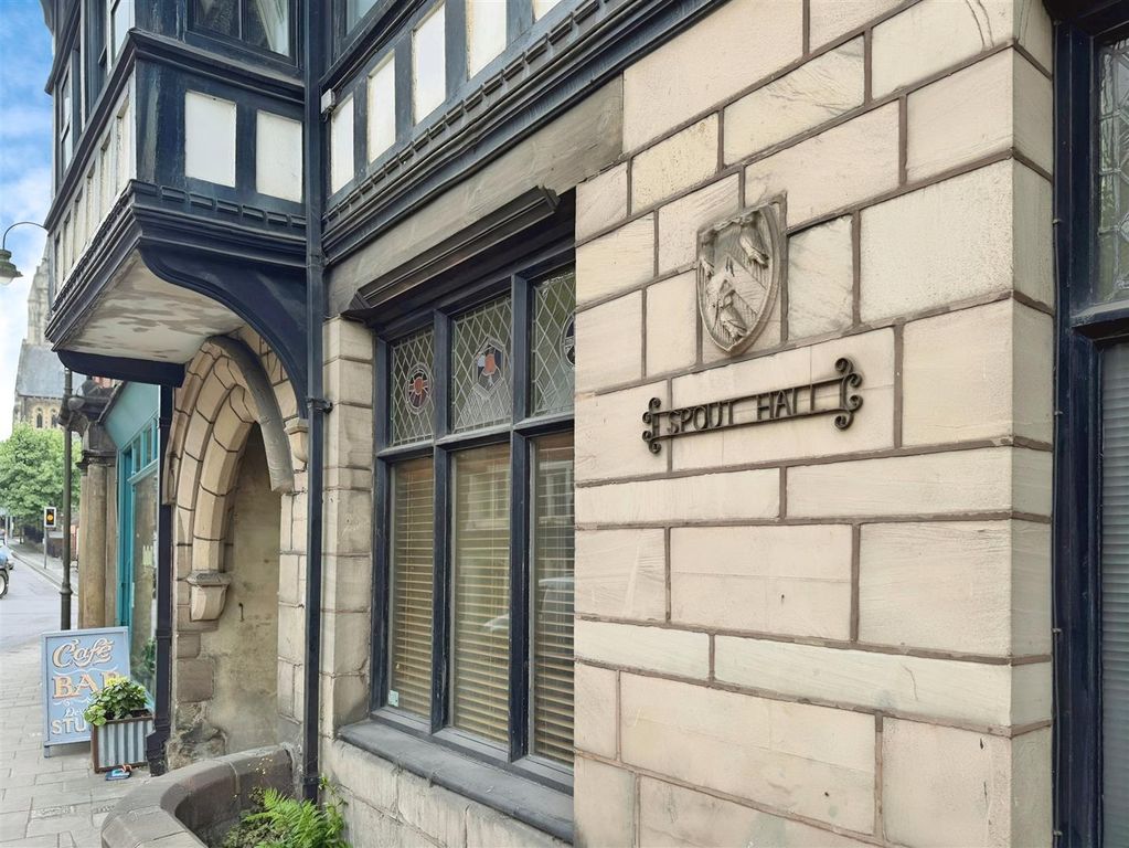 Property photo 2 of 10 'spouthall'