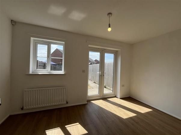 Additional image 4 of 2 bed terraced house to rentLakeside North, Scunthorpe DN16