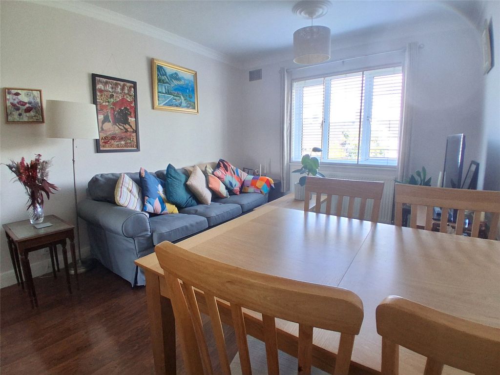 Property photo 3 of 12 Picture No. 13