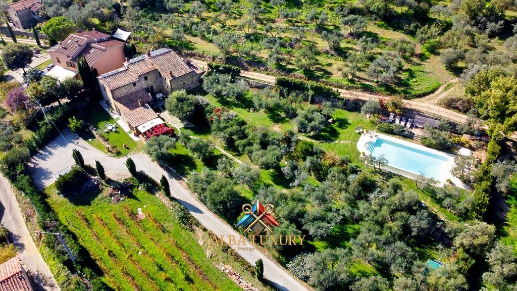 Property photo 1 of 42