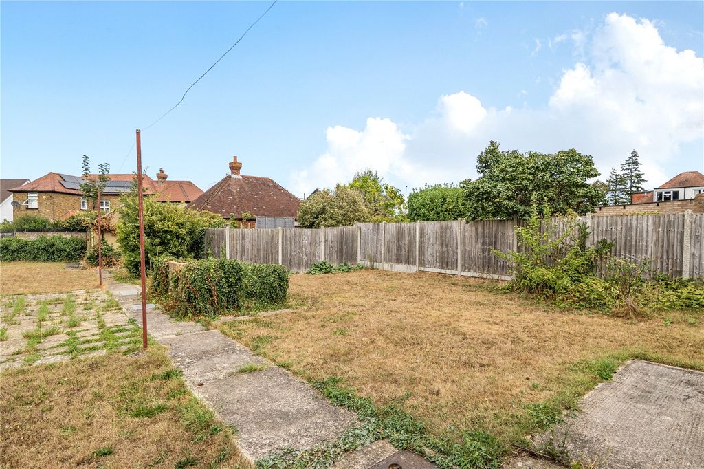 Property photo 3 of 8 Picture No. 13