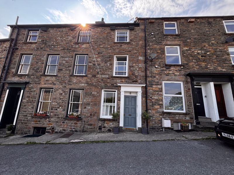 Property photo 1 of 14 5 New Street