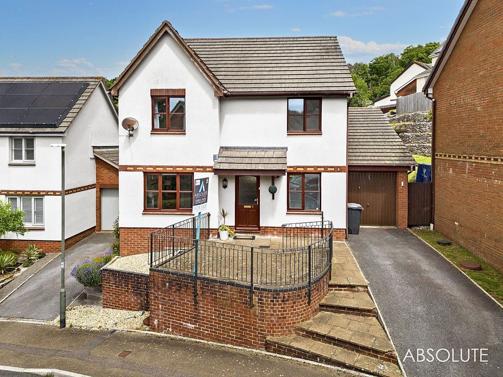 Property photo 1 of 23