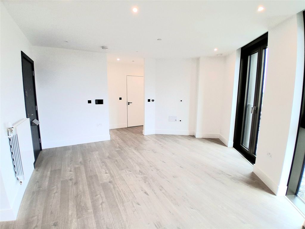 Property photo 1 of 9 Picture No. 05