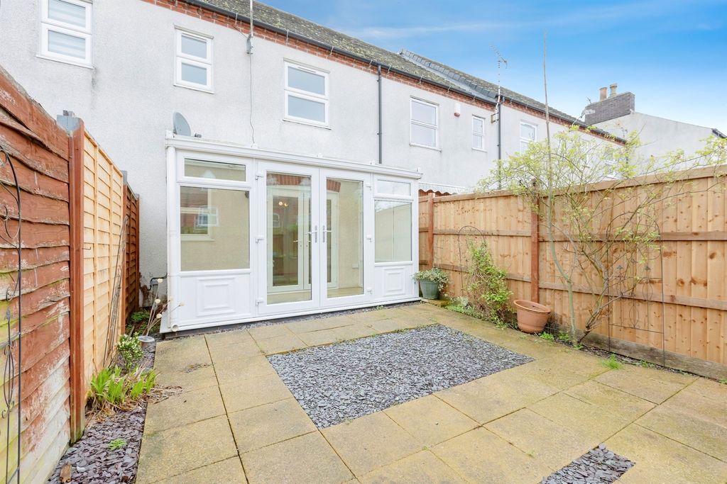 Property photo 2 of 15