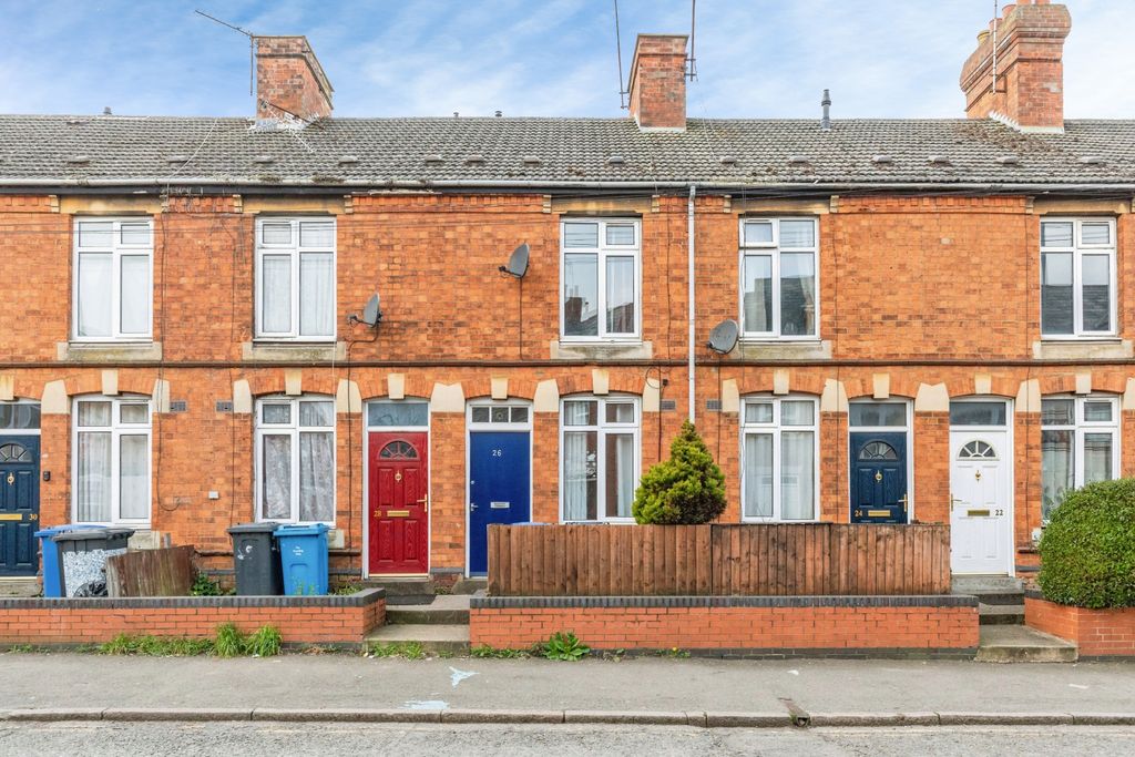 Property photo 2 of 20