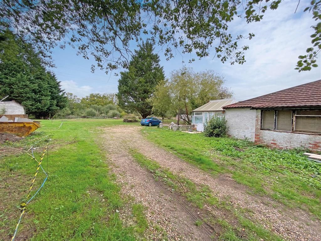 Property photo 2 of 13