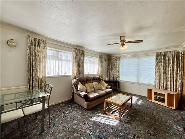 Property photo 2 of 13 Lounge/Diner