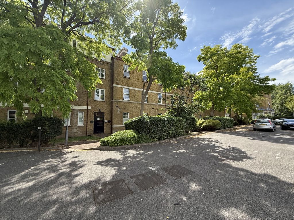 Property photo 2 of 16