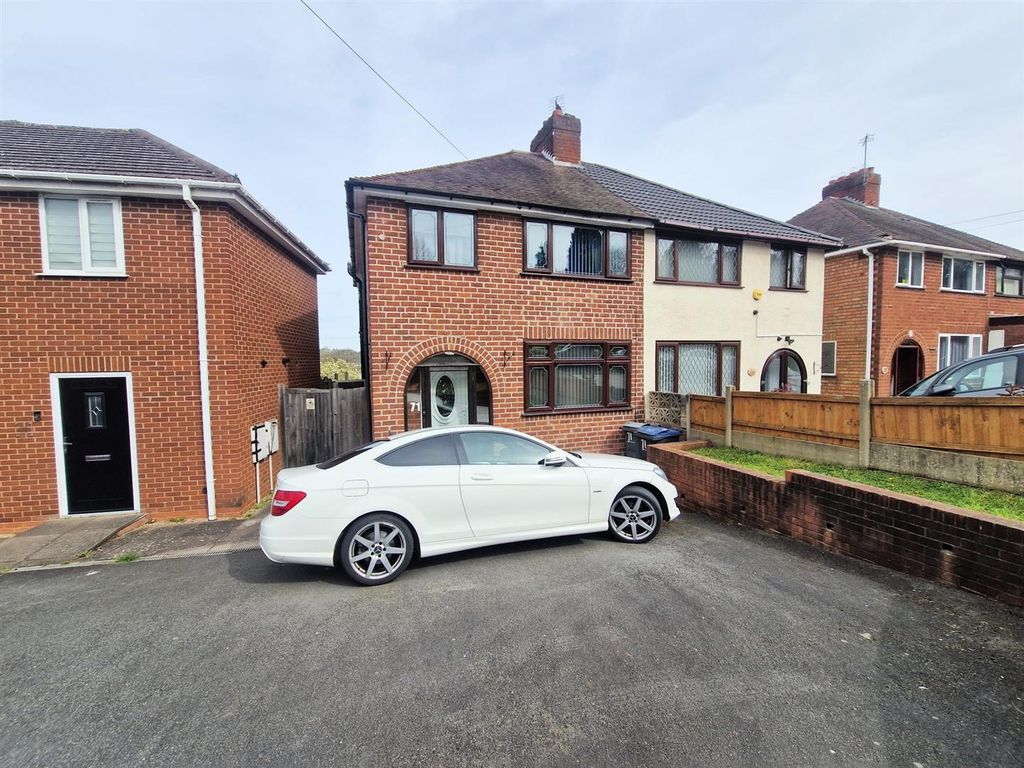 Property photo 1 of 14 01Hv8Xy2Sxcdhgzyyf28