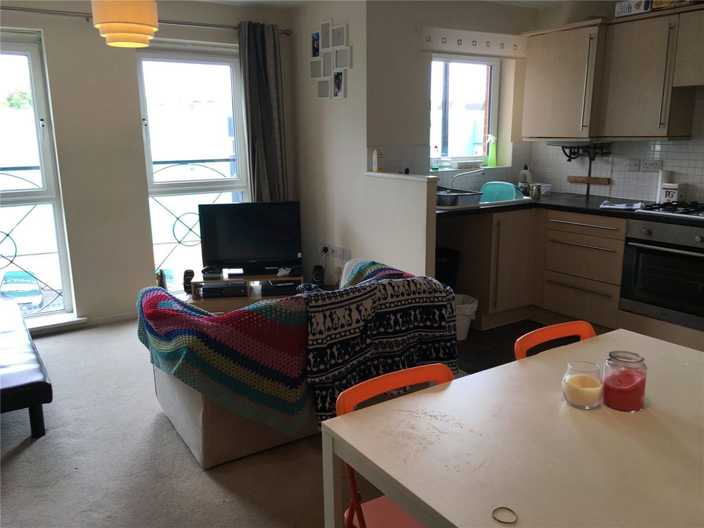 Property photo 2 of 8 Picture No. 03