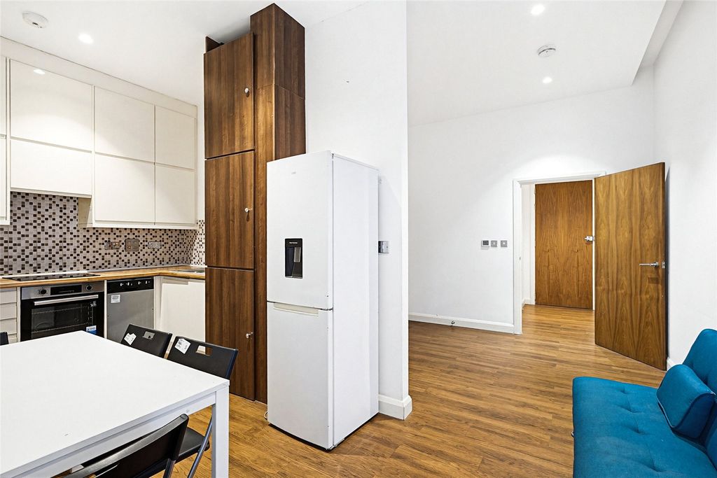 Property photo 1 of 11 Picture No. 08