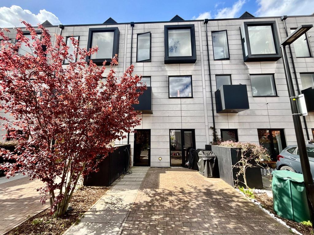 Property photo 2 of 17 Picture No. 01