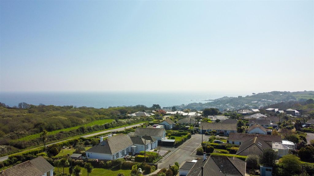 Property photo 2 of 7