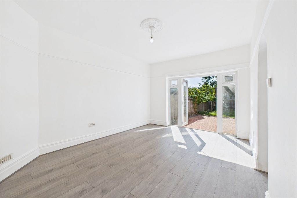 Property photo 3 of 13 Reception Room