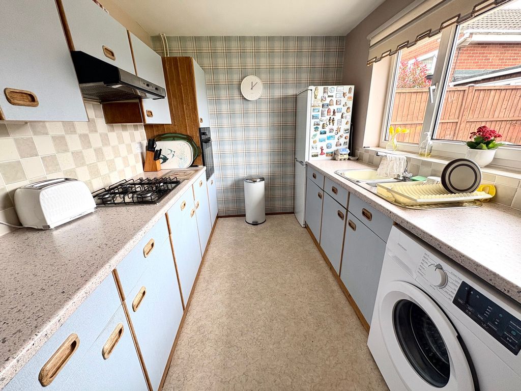 Property photo 2 of 13
