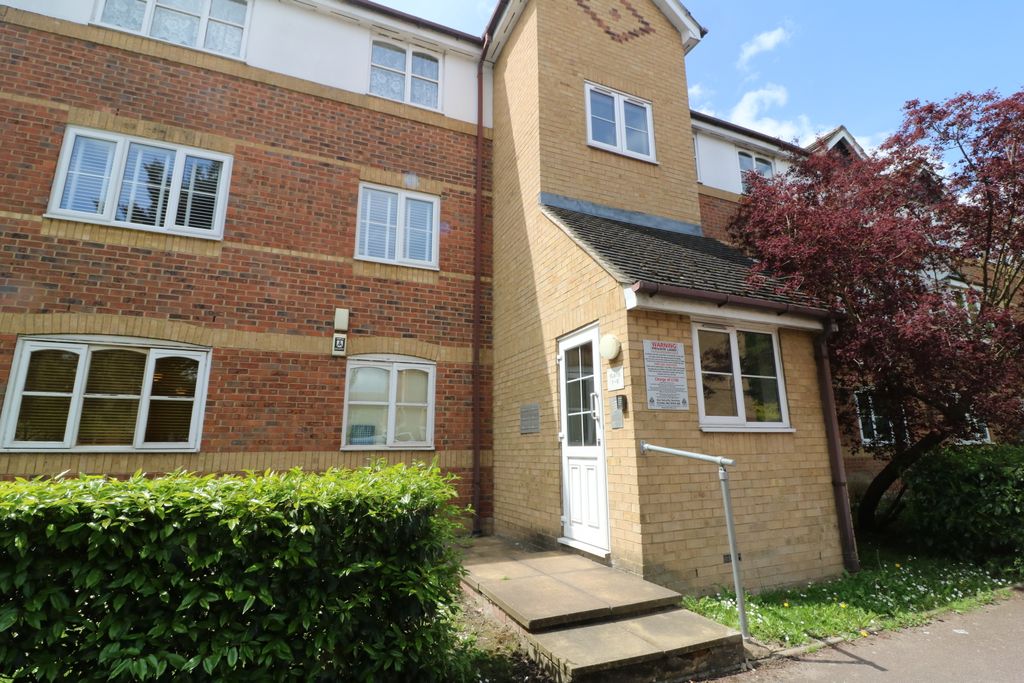 Property photo 1 of 12