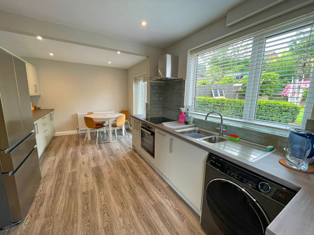 Property photo 3 of 14 Img_8763