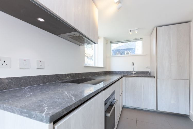 Property photo 2 of 8 253349