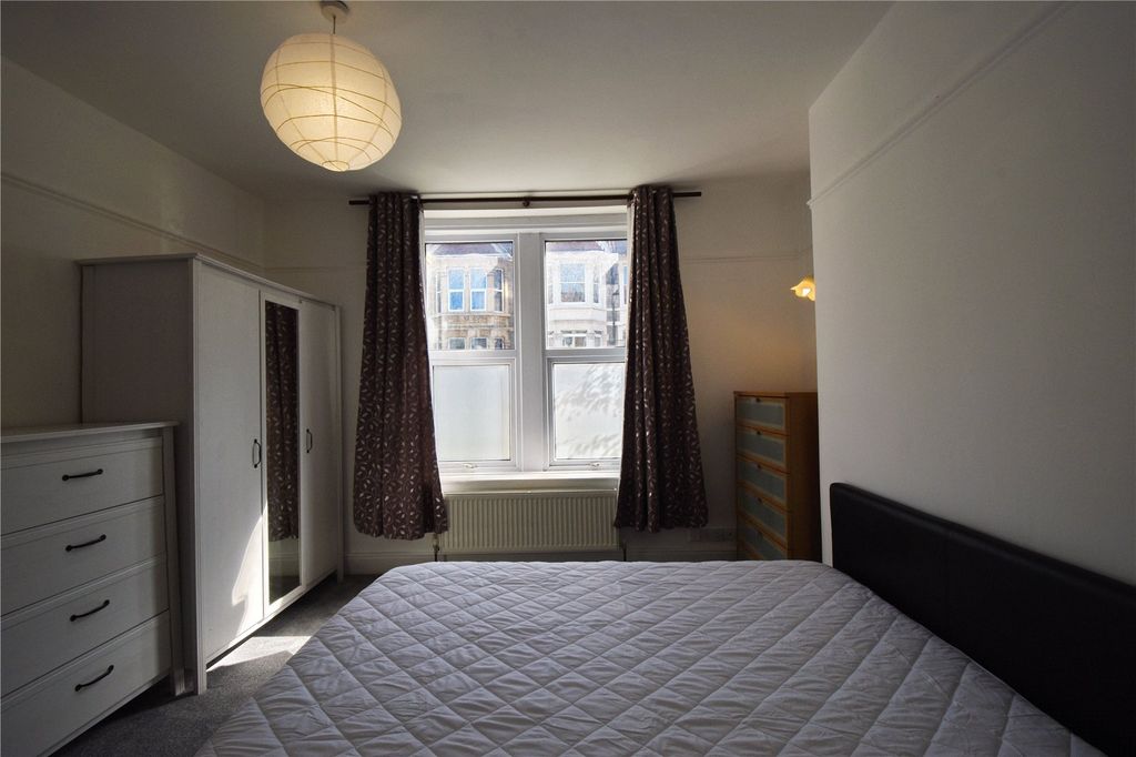 Property photo 3 of 5 Picture No. 10