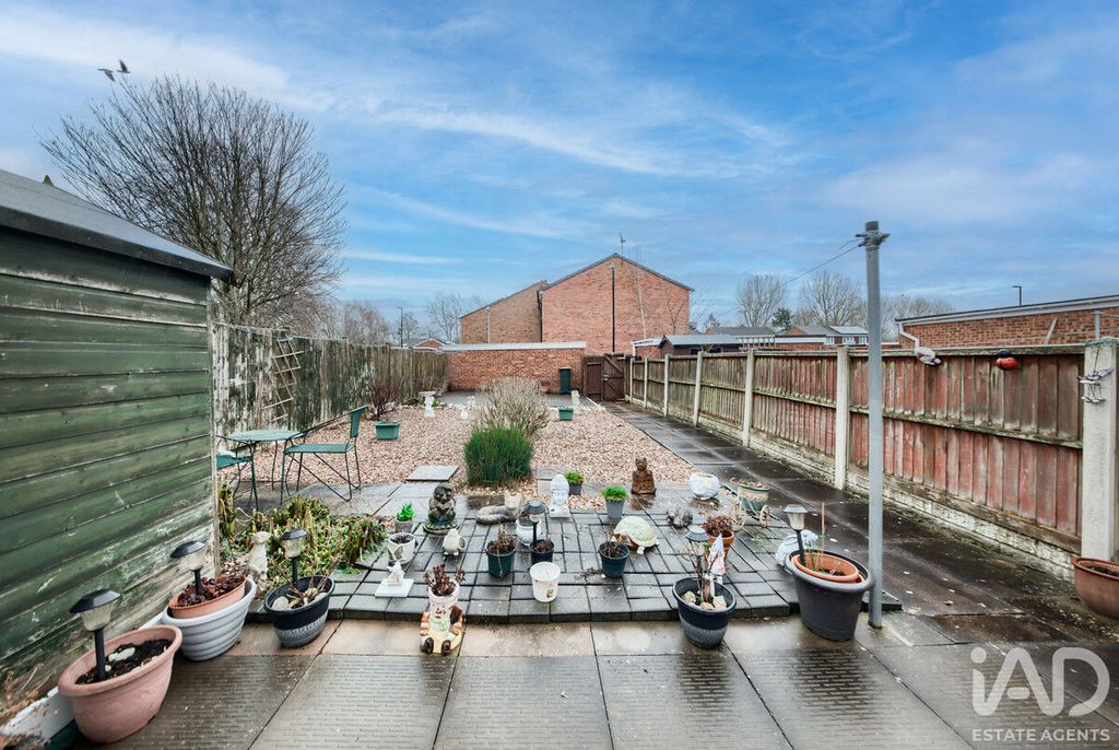 Property photo 3 of 19