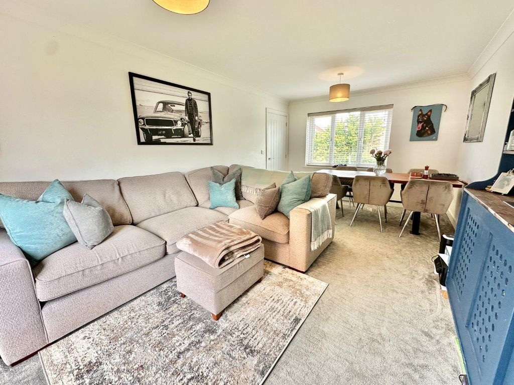 Property photo 2 of 18 Img_9411.Jpeg