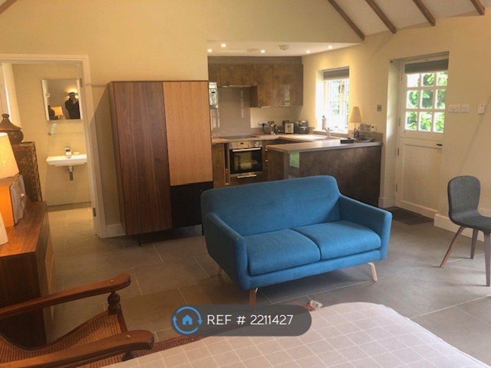 Property photo 2 of 3