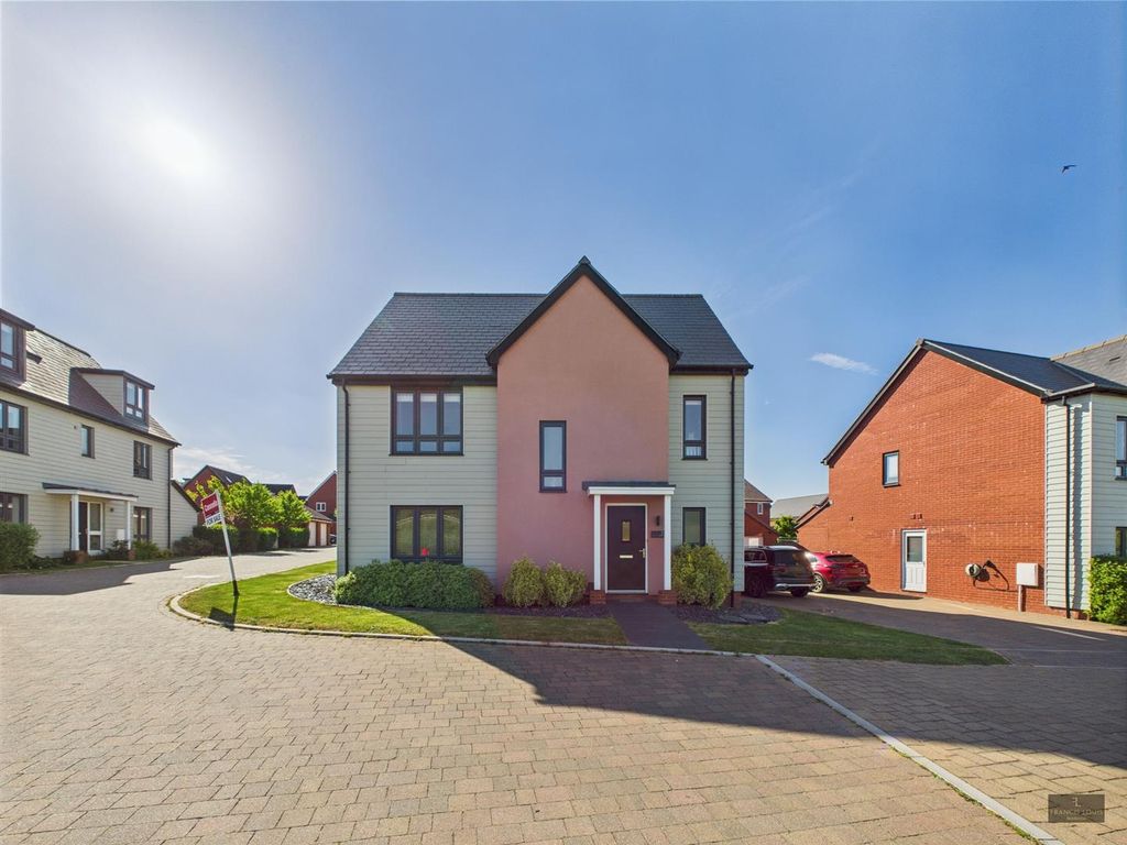 Property photo 1 of 18 Cam02887G0-Pr0457-Still047.Jpg