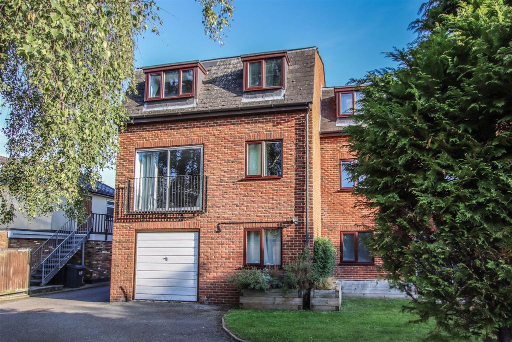 Property photo 1 of 10 Img_1355.Jpg