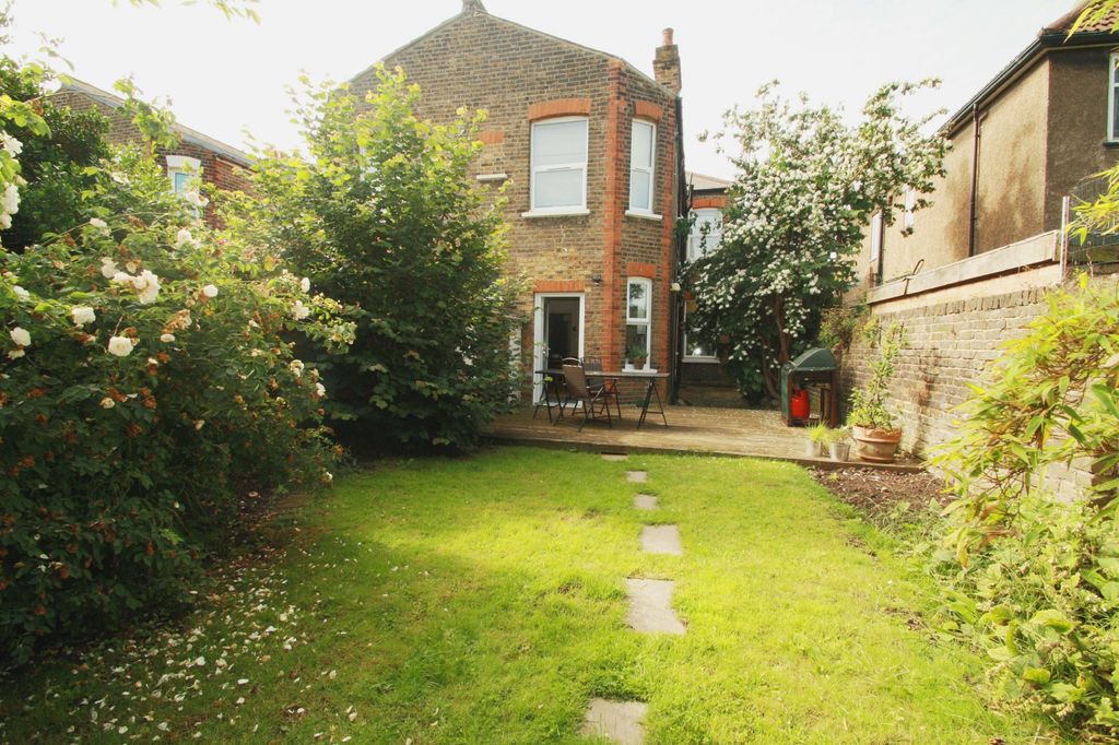Property photo 3 of 15