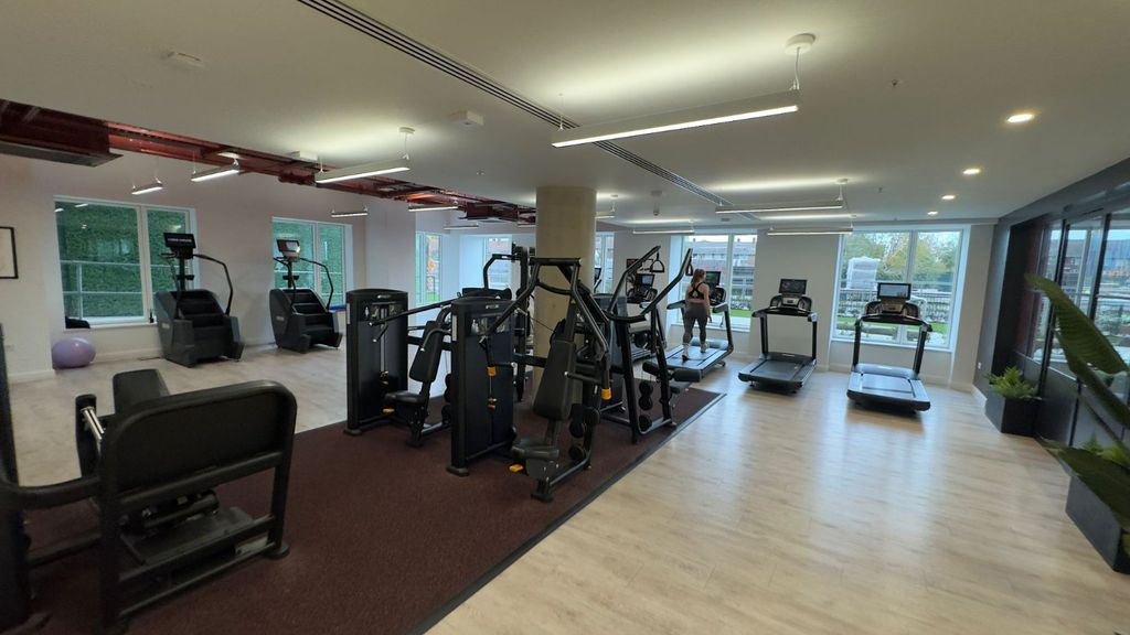 Property photo 3 of 7