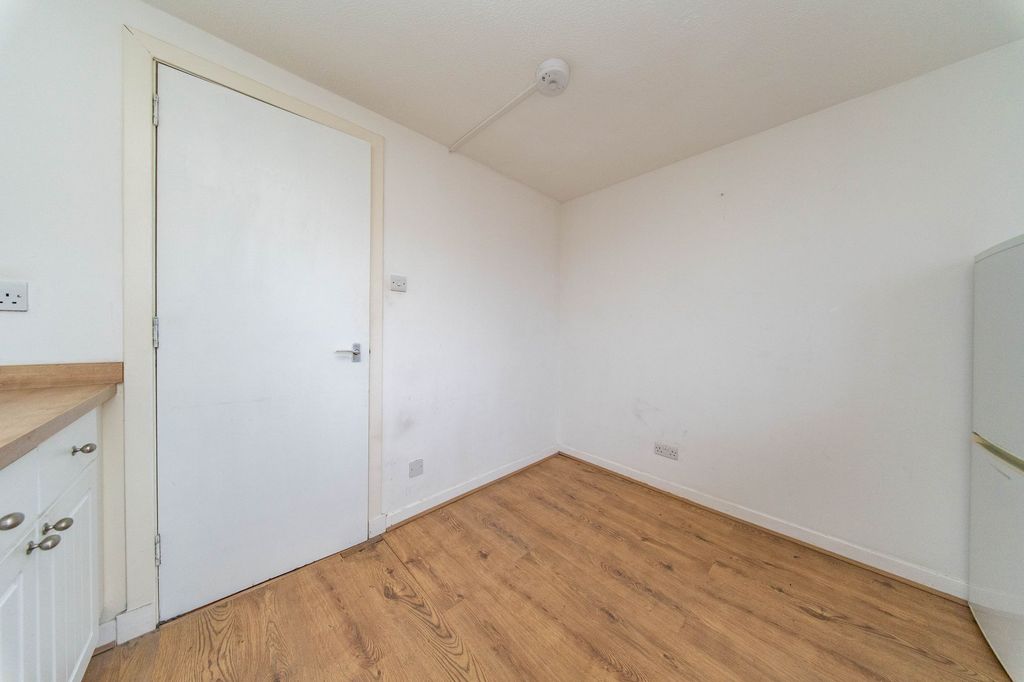 Additional image 11 of 1 bed flat for saleMelbourne Street, Craigshill, Livingston EH54