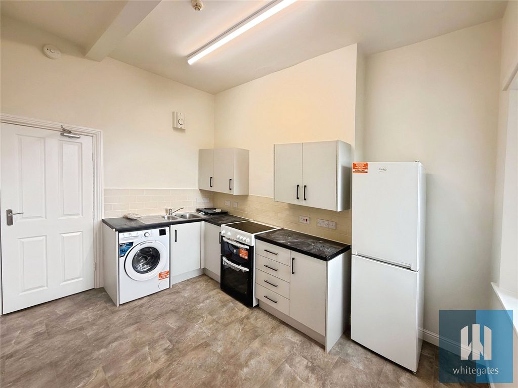 Property photo 2 of 10 Picture No. 11
