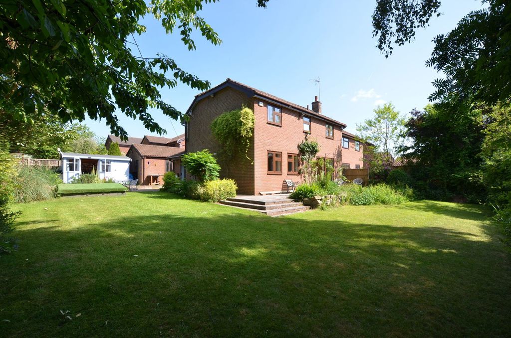 Property photo 1 of 51
