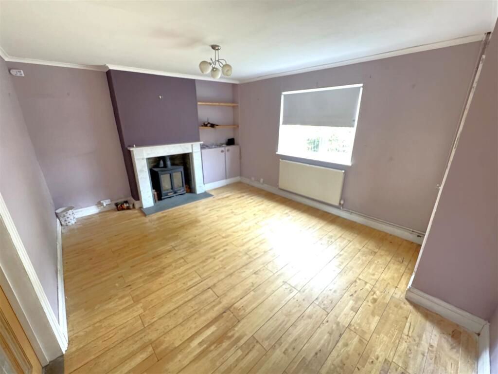 Property photo 3 of 25