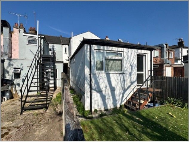 Property photo 3 of 4