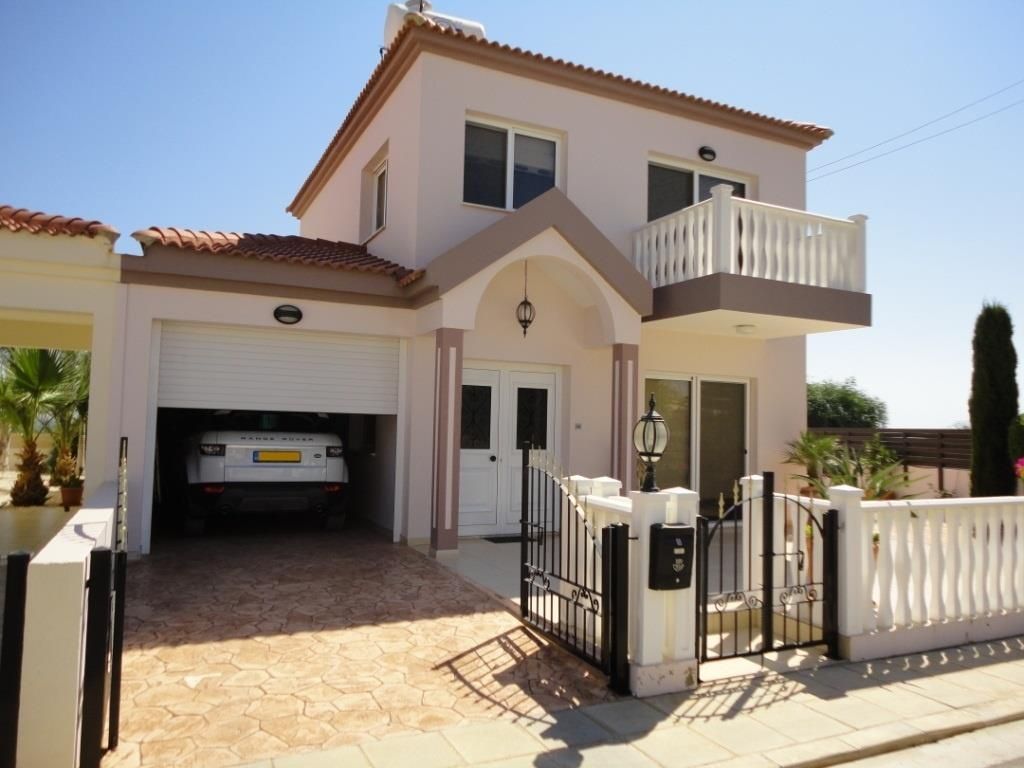 Property photo 1 of 5