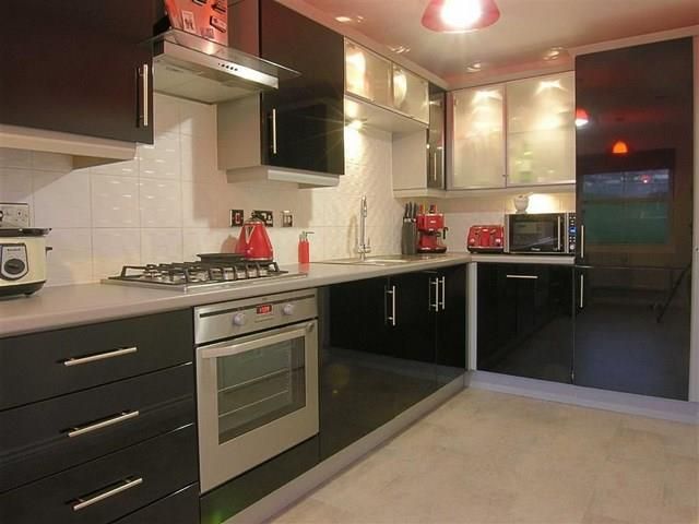 Property photo 2 of 13 Kitchen.Jpg