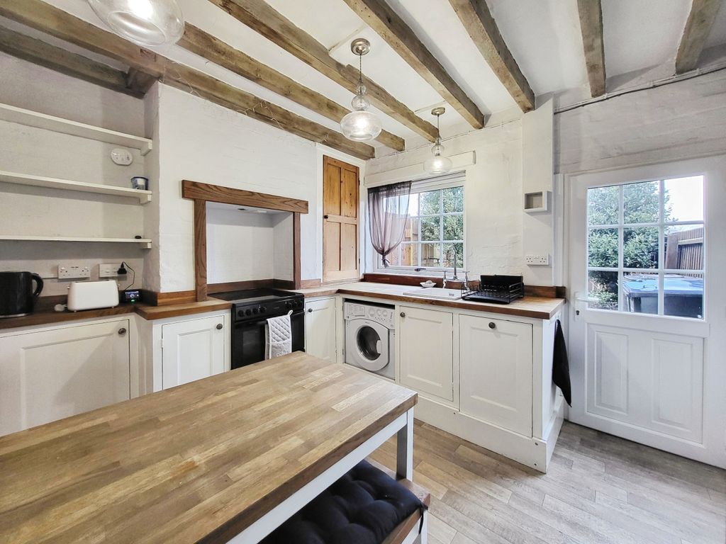 Property photo 2 of 13 Kitchen Diner