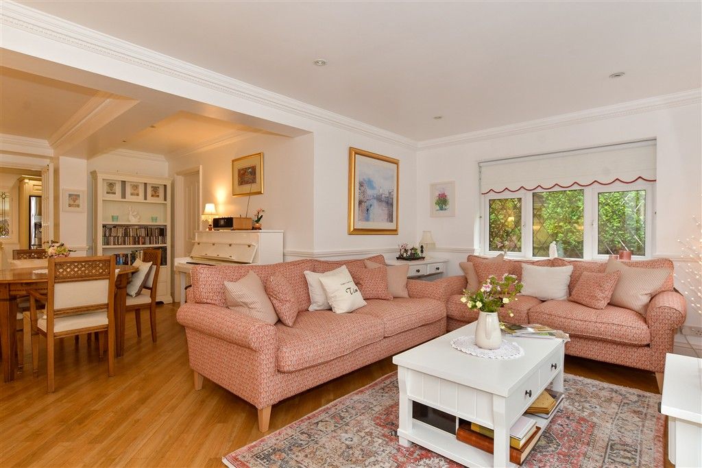 Property photo 1 of 15 Family Area