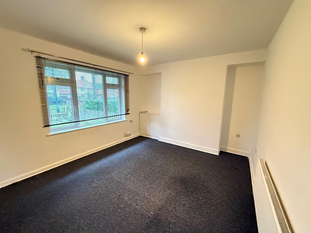 Property photo 3 of 11 3.Jpg