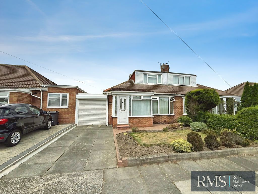 Property photo 1 of 11 Photo 7