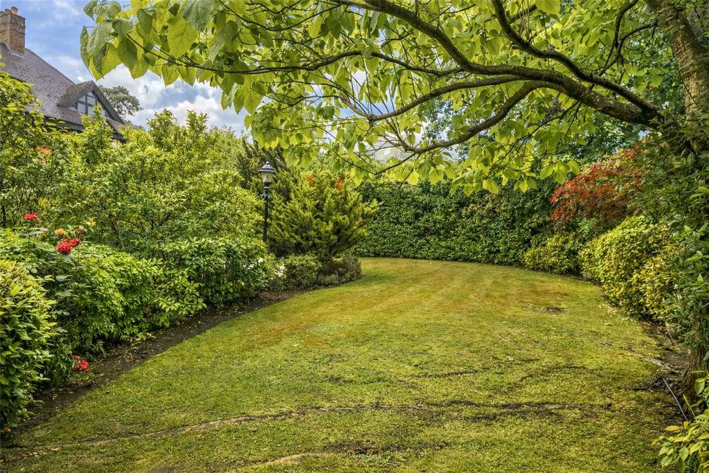 Additional image 27 of 3 bed flat for saleCockfosters Road, Barnet EN4